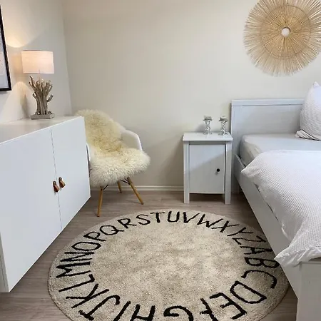 Apartmán Stylische In Ruhiger Lage, Sehr Messenah Laatzen
