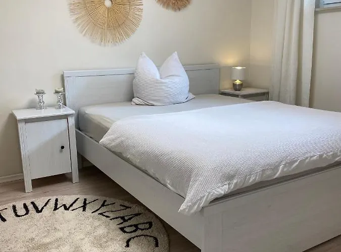 Stylische In Ruhiger Lage, Sehr Messenah