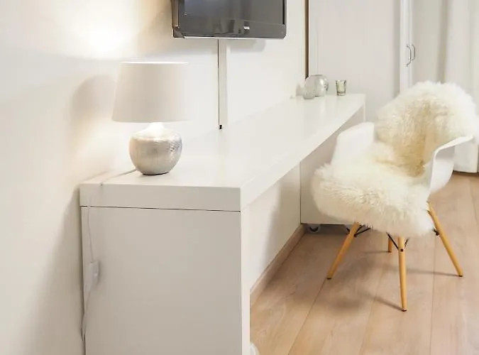 Stylische In Ruhiger Lage, Sehr Messenah Apartman Laatzen